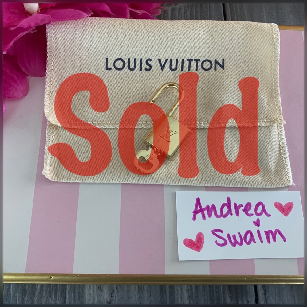 🌺 Louis Vuitton #453 Lock and (1) Key 🌺